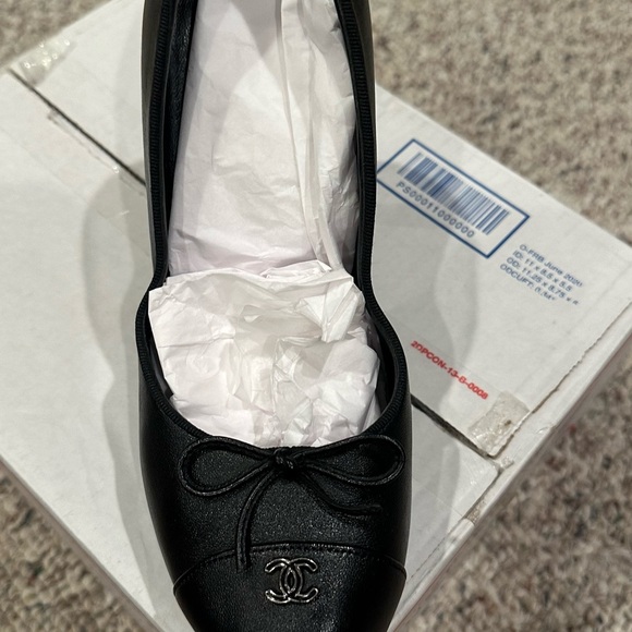 Used, size 39. - Picture 2 of 4